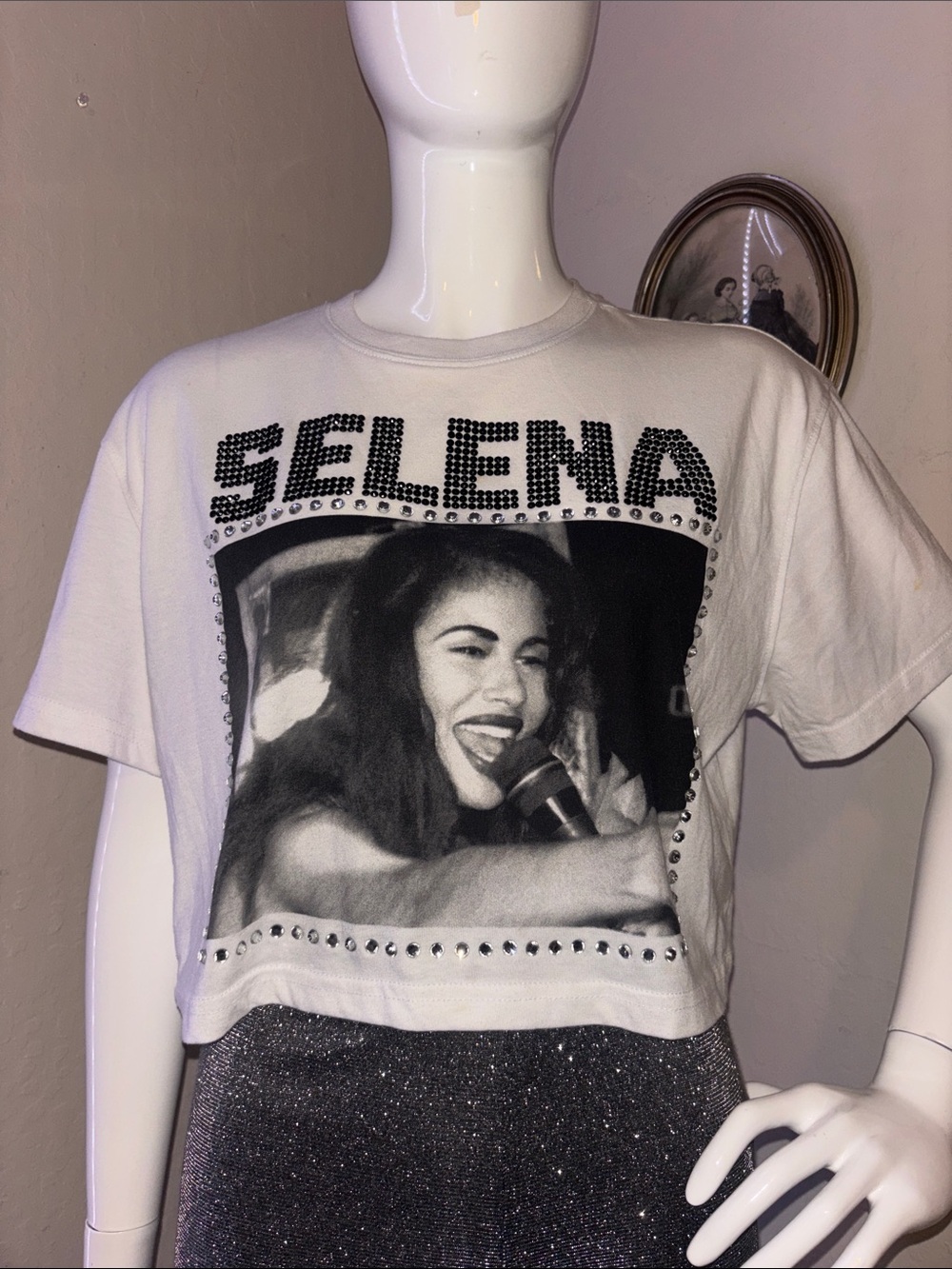 White Selena Graphic Crop Tee - Women's Fan Crop Top
